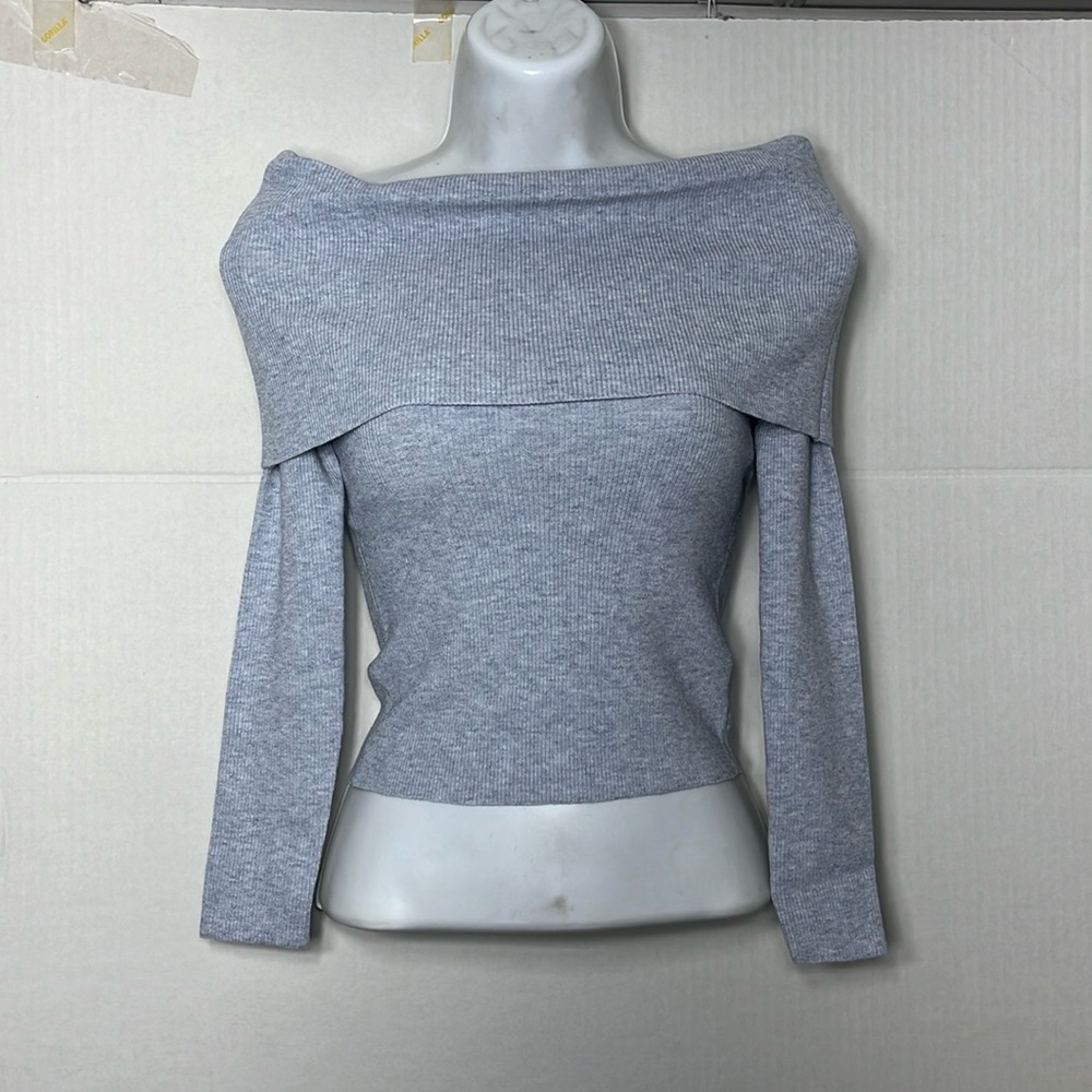 Aritzia Wilfred color Heather Chrome Nola Sweater - Picture 2 of 6